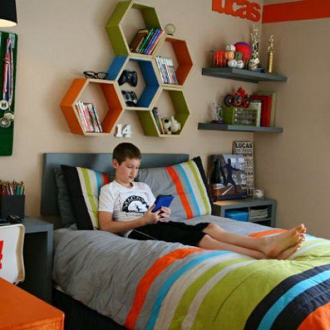 teenage boy room 
